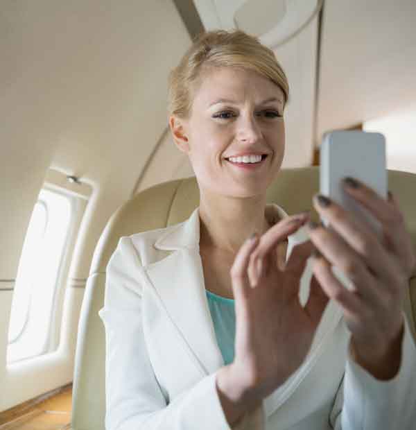 jetstart woman on phone